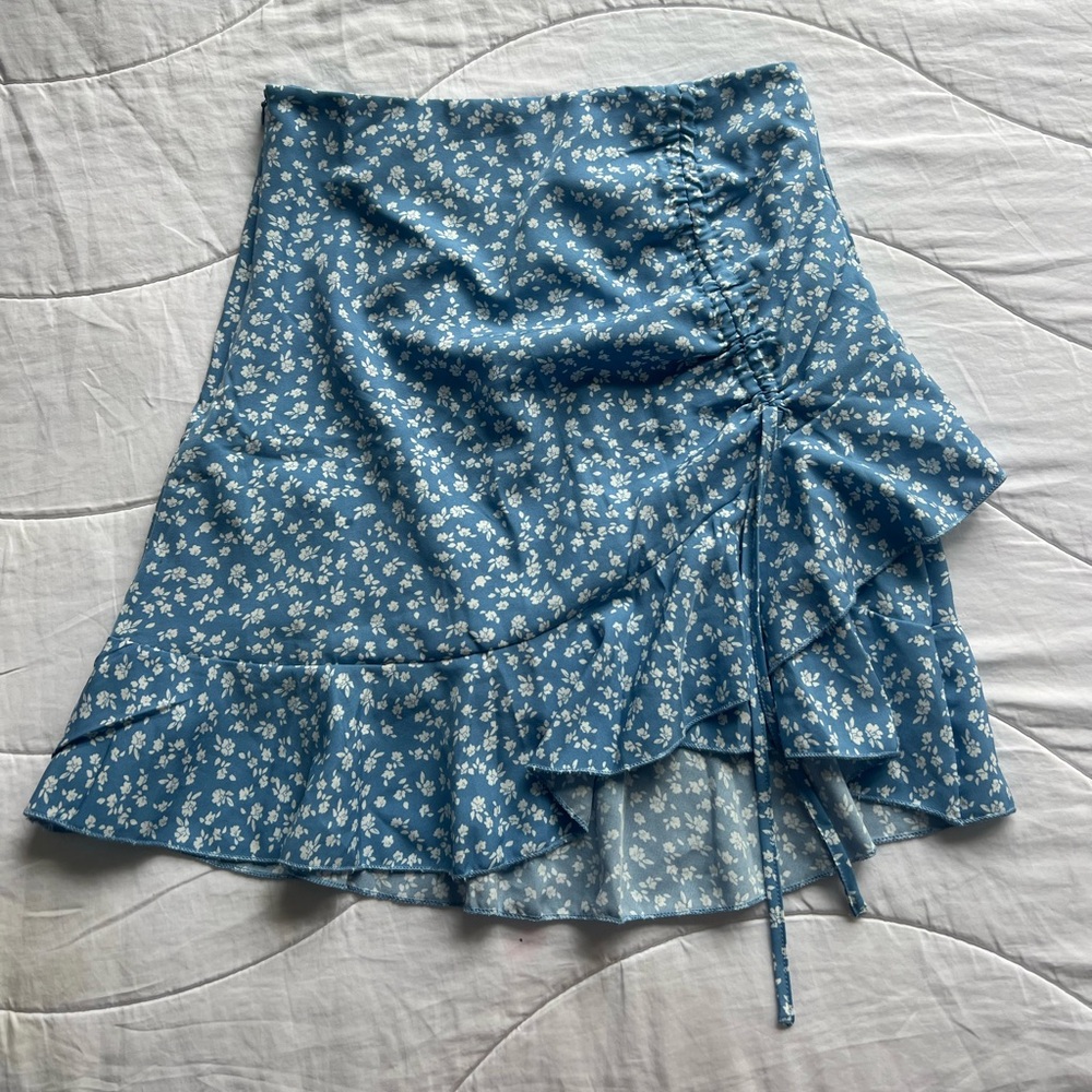 blue floral cinch skirt